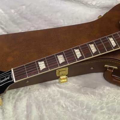 NEW ! Gibson Les Paul 50's Standard Gold Top - Left Handed - Authorized Dealer - Only 9.7lbs - G07272 image 4