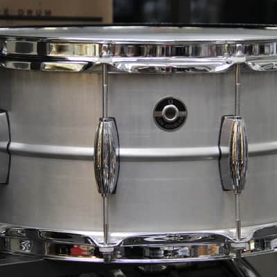 Q Drum Co. Gentleman's Series 7x14" Aluminum 8-Lug Snare Drum