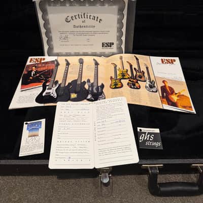 ESP KH-4 Kirk Hammett Signature 1998 - 1999 - Black image 10