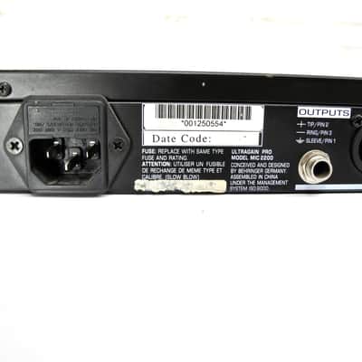 Behringer MIC 2200 ULTRAGAIN PRO High-Precision Tube Mic/Line Pre Amp image 4