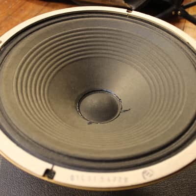 Celestion G12 Alnico Gold 12" 50w 15 Ohm Speaker image 3
