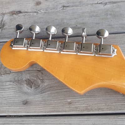 Fender AVRI Neck Stratocaster 1991 image 9