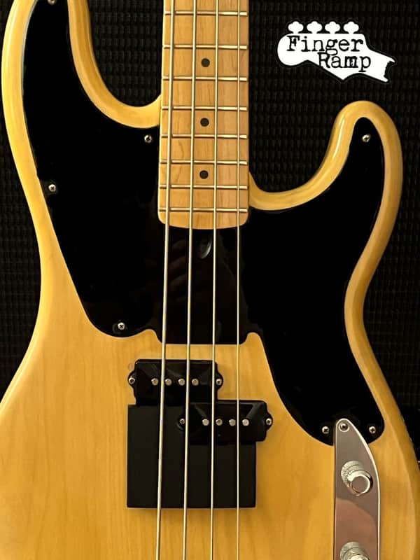 FINGER RAMP U Bass FENDER Precision Bass MFE  with radius in resin 2022 Black/White image 1