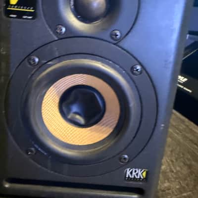 KRK V4 Series 2 2-Way 4" Active Studio Monitors (Pair) 2006 - 2007 - Black image 3