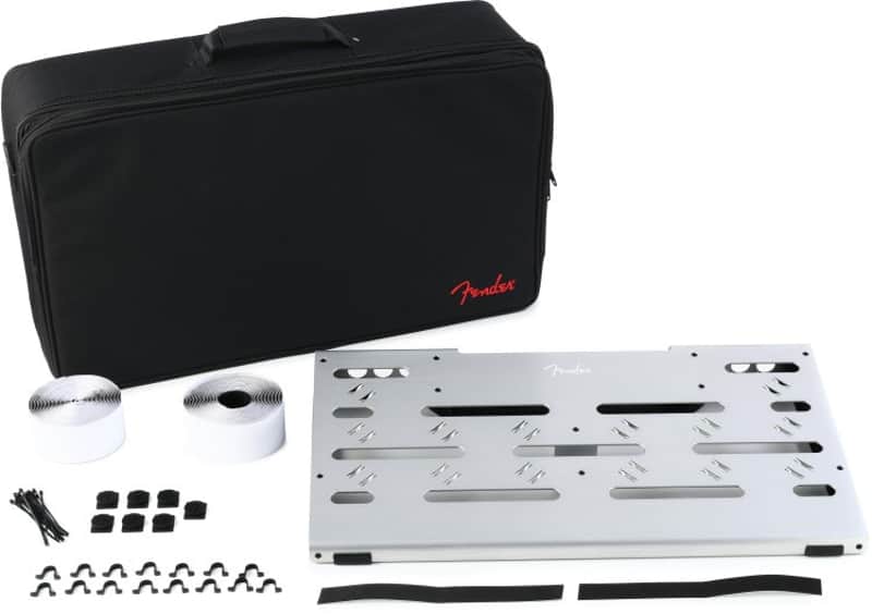Fender Professional Pedalboard with Bag - Medium image 1