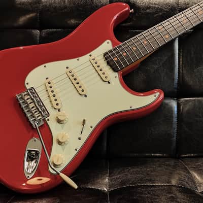 Fender American Vintage II '61 Stratocaster - Fiesta Red image 1