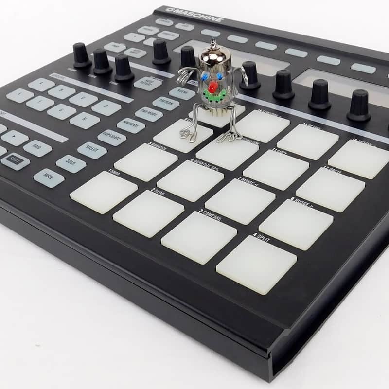 Native Instruments Native Instruments MASCHINE 1 + Software + …