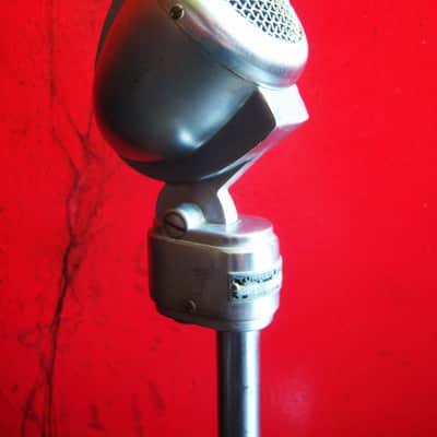 Vintage 1940's Turner 22D dynamic microphone High Z satin chrome w