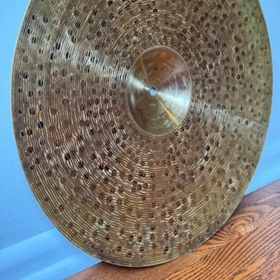 Paiste 20" Signature Traditionals Light Ride Cymbal 1996 - Present - Traditional - VIDEO image 8