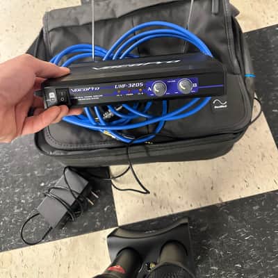 VocoPro UHF-320-S Wireless 2-Channel Handheld Microphone System 2010s - Black image 2
