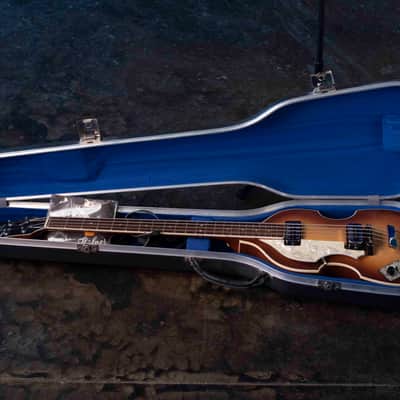 HOFNER 500/1 BASS LEFT HANDED - 1987 WITH CASE image 7