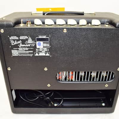 2024 Fender Blues Junior IV 15-Watt 1x12" Combo Guitar Amp w/ Footswitch image 6