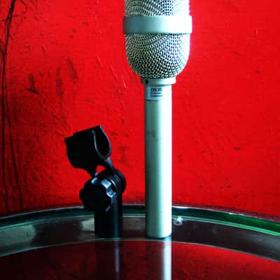 Vintage 1984 Electro-Voice DS35 Dynamic Cardioid Microphone Low Z w Audix mic clip RE16 RE15 image 12