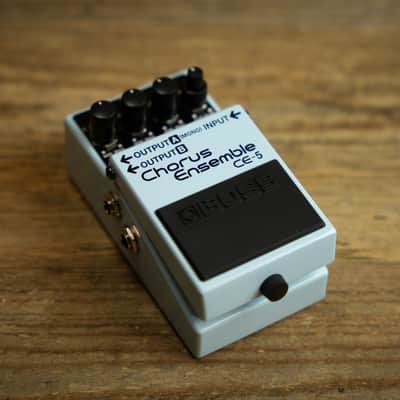 BOSS CE-5 Stereo Chorus Ensemble Pedal image 2