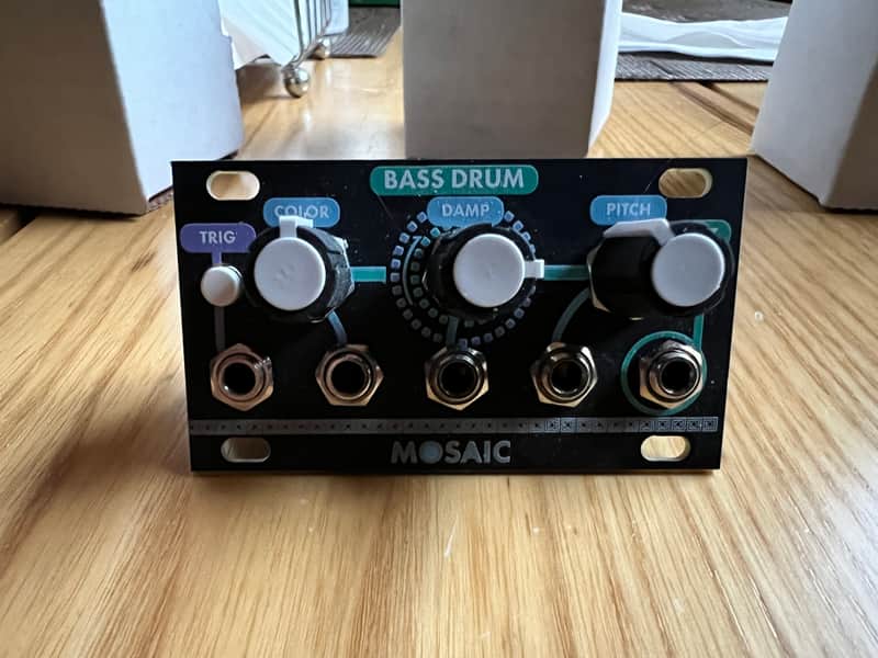 Mosaic Bass Drum 1U - Black image 1