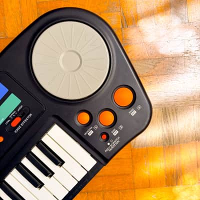 Casio Rapman (Japan, 1990) Toy Synth Vocoder Drum Machine and Voice Effector! With brand-new micro-microphone! image 7