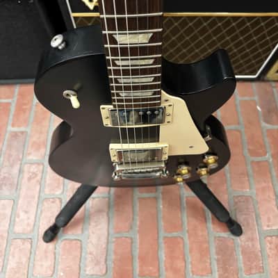 Gibson Les Paul Tribute Worn Ebony image 8