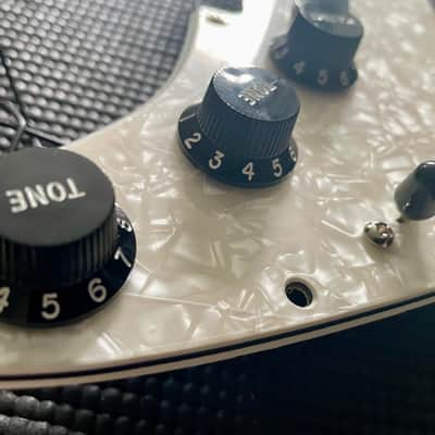 Fender Pure Vintage ‘59 Loaded Pickguard 70th Anniversary Player Stratocaster Staggered Single Coil Strat Pickups White Pearloid Black Pickup Covers Knobs image 6