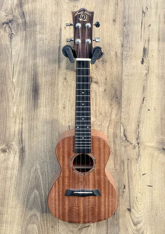 Snail SUC-M1 Mahogany Concert Ukulele image 1