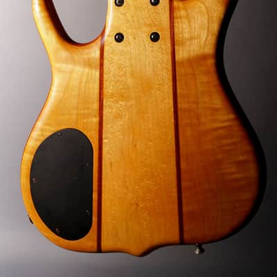 Ken Smith CR6G Fretless 1996 Figured Maple image 8