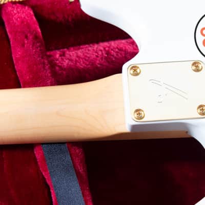 2025 Fender Japan MIJ Traditional 60s Mustang White Pearl Matching Headstock Gold Hardware image 10
