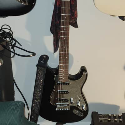 Squier Standard Stratocaster Black and Chrome Edition 2005 - Gloss Black image 1