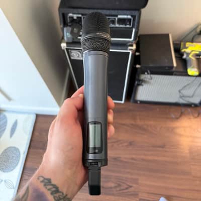 Sennheiser EW 100 G4-945-S Wireless Vocal Set image 2