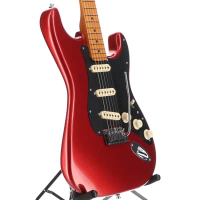 Fender American Ultra II Stratocaster, Maple Fingerboard, Sinister Red (Q7) (26906) image 3