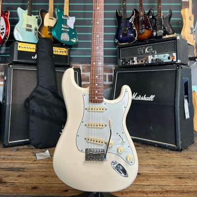 Fender Standard Stratocaster Arctic White 2018 Electric Guitar image 1