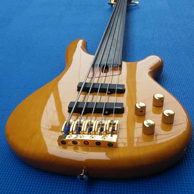 Fernandes  APB 100 unlined fretless 5 string bass 1990s EMG electronics/PUs + hard poly plastic case image 11