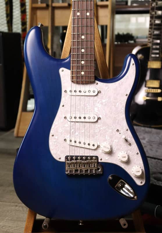 Fender Cory Wong Stratocaster 2023 Sapphire Blue Transparent