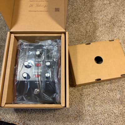 Behringer BM-11M Low Pass Filter Pedal 2026 - Black/Wood image 3