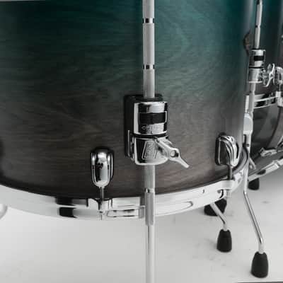 Tama WBS52RZS-SPF Starclassic Walnut/Birch Lacquer Shell Kit 5 pcs - Satin Sapphire Fade/Chrome HW image 16