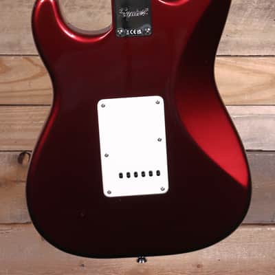 Squier Classic Vibe '60s Stratocaster Electric Guitar Candy Apple Red image 3