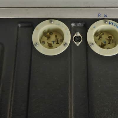 BGW Model 550 Professional Power Amplifier w/ SKB Road Case image 6