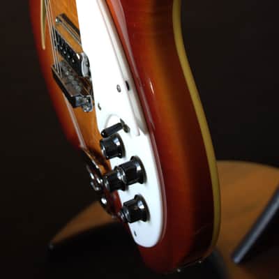 Rickenbacker 360 1983 - cherry sunburst image 7