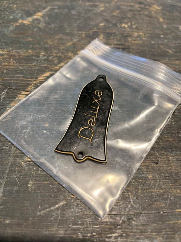 Gibson Les Paul Deluxe Truss Rod Cover 69 - blk image 1