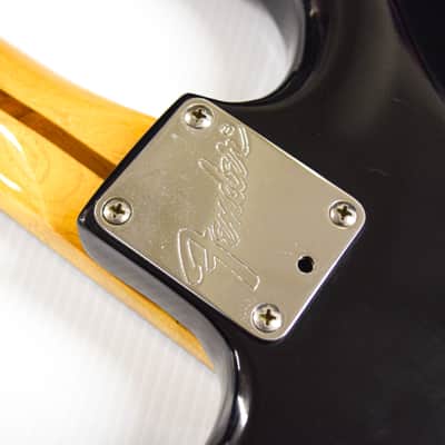 Fender Standard Stratocaster 1983 - Black image 10