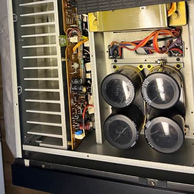 Luxman M-117, Power Amplifier, 200 watts per channel into 8Ω (stereo), excellent working condition image 8