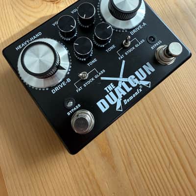 ギター Demon FX THE DUALGUN Ultimate BUDGET Blues pedal? Demon FX Dual Gun - YouTube