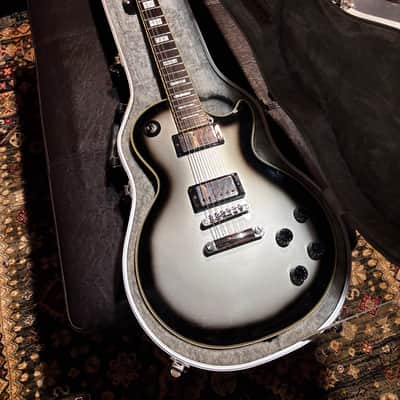 Epiphone Les Paul Custom Pro silver burst! With hardcase image 8