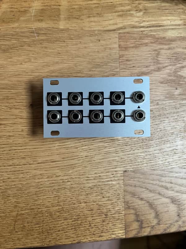Intellijel Buff Mult 1U buffer / Mult Eurorack Synth Module 2018 - Present - Silver Bild 1