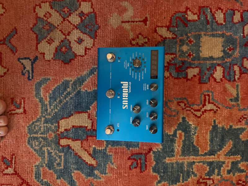 Strymon Mobius