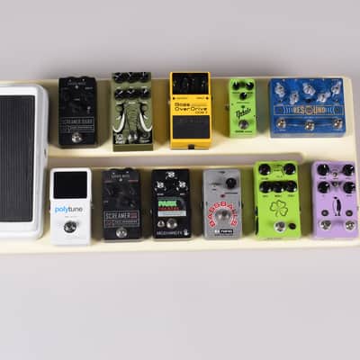 Packard Pedal Boards 24" Slanted Custom Wooden Pedal Board - Vintage White image 8