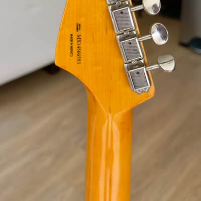 Fender Special Edition Classic Series '60s Stratocaster Lacquer with Matching Headstock, Daphne Blue CS 57/62 PUs, Fender Tweed Case image 13