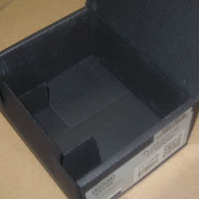 very lightly handled / mostly very clean MXR EMPTY BOX for M116 Fullbore Metal Distortion (NO pedal) + original Instructions & original Warranty / Registration (2010s-2020s) BOX: black cardboard with silver color MRX logo / LABELS: gray & black image 14