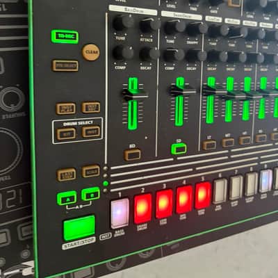 Roland AIRA TR-8 Rhythm Performer Drum Machine 2014 - Present - Black image 2