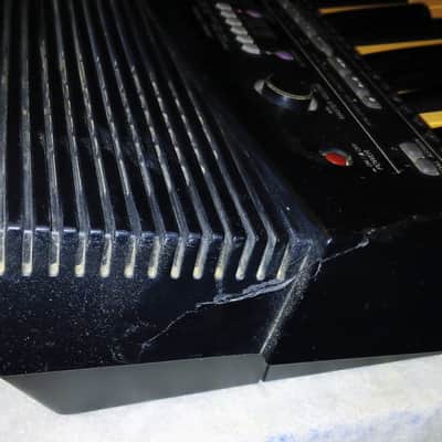 Yamaha PSR-1700 Workstation Arranger Keyboard Piano Synth MIDI RARE image 9