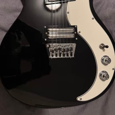 2025 Danelectro 59X12 Black w/gig bag image 2