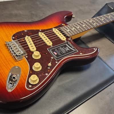 Fender American Stratocaster 70th Anniversary BRAND NEW Professional II AAA Flame Top Comet Burst Sunburst USA Strat FSR Limited Special Edition Guitar image 14